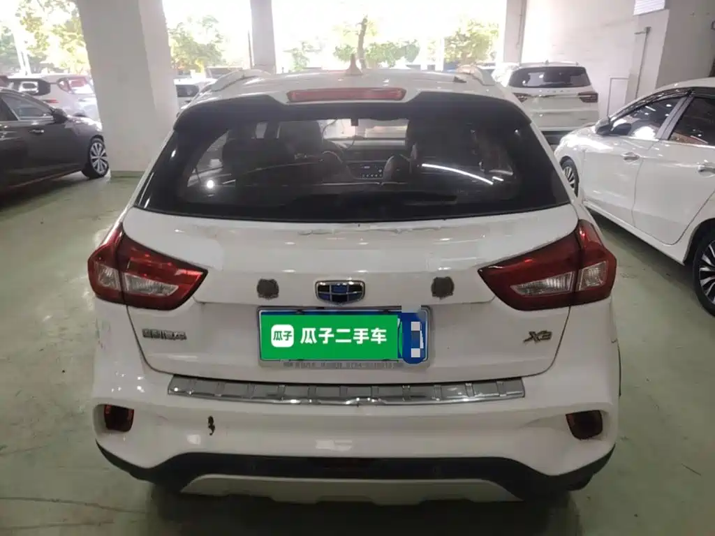 Geely Vision X3 — миниатюра 6