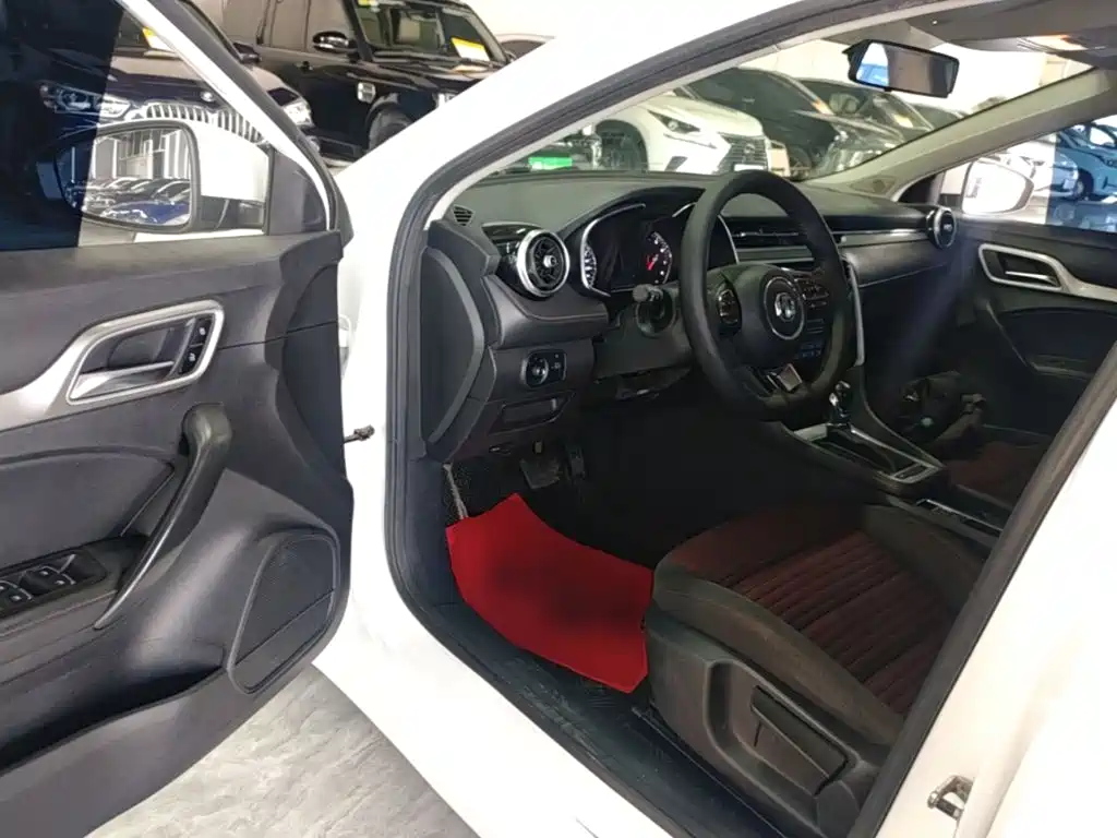 MG MG6 — миниатюра 16