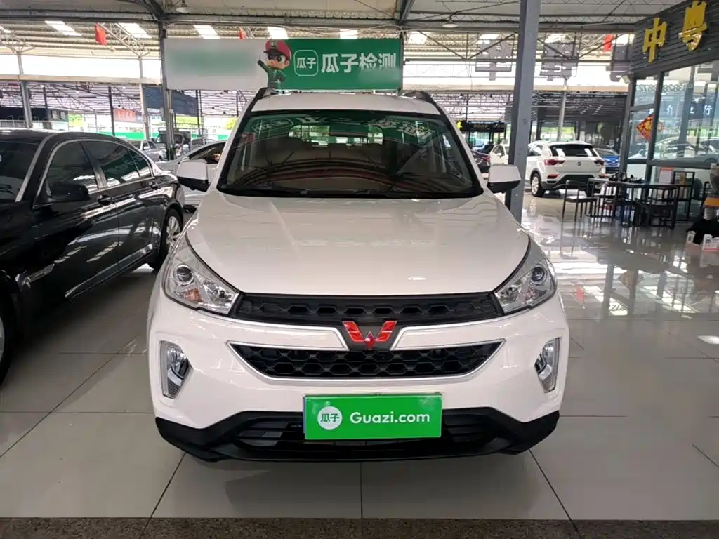 Wuling Hongguang S3 — миниатюра 3