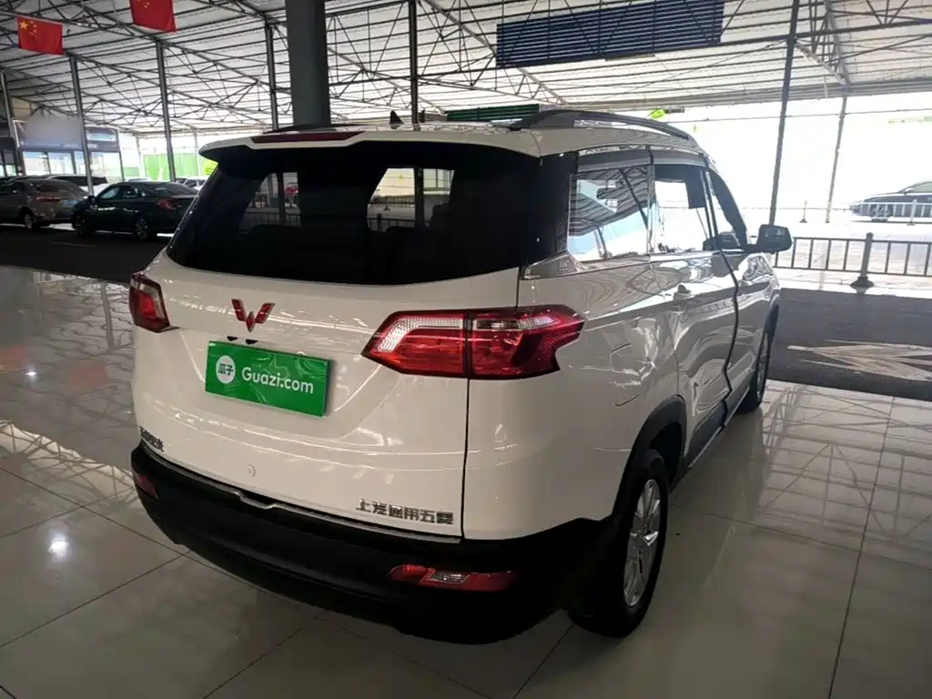 Wuling Hongguang S3 — миниатюра 7