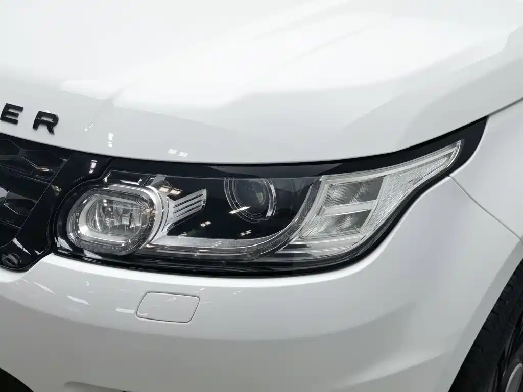 Land Rover Sport — миниатюра 7