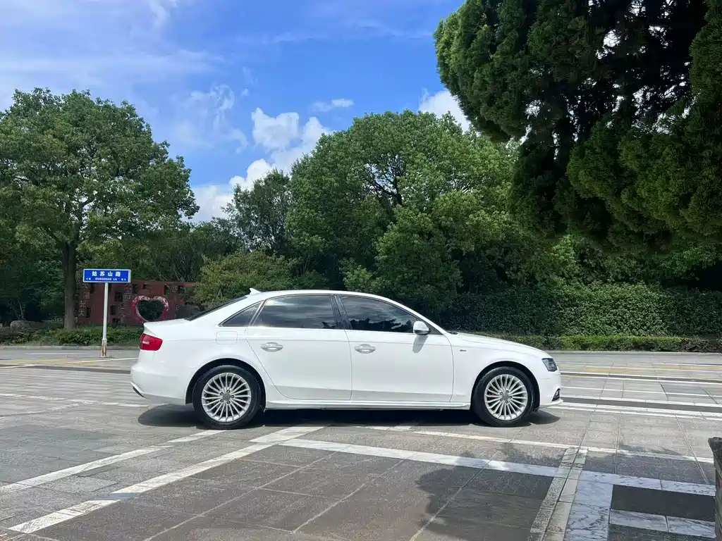 Audi A4L — миниатюра 7