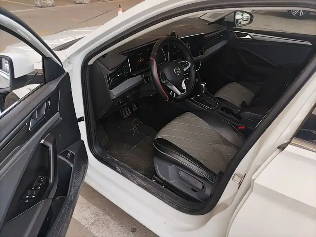 Volkswagen Sagitar — миниатюра 16