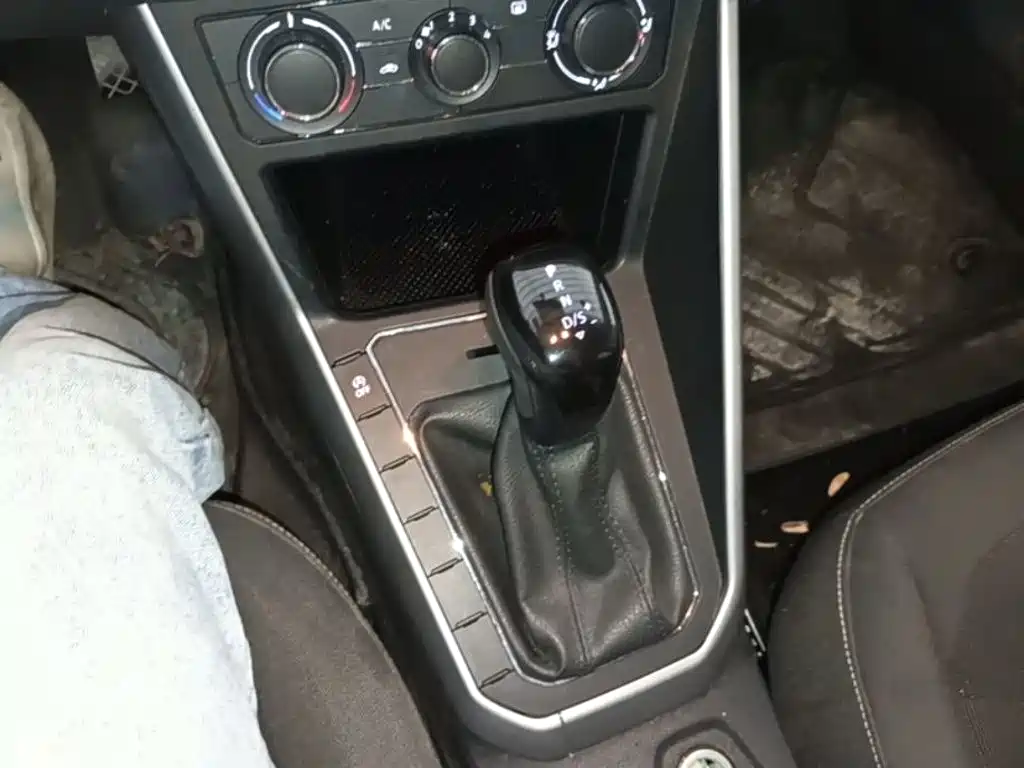 Volkswagen Polo — миниатюра 14