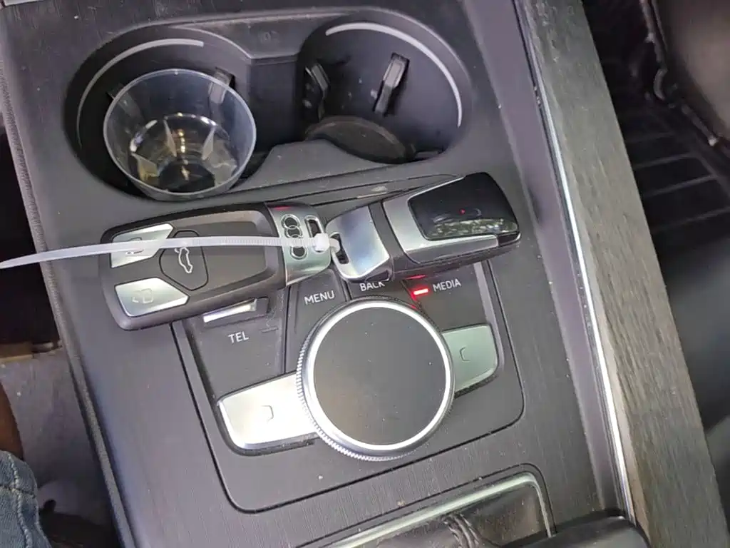 Audi A4L — миниатюра 13