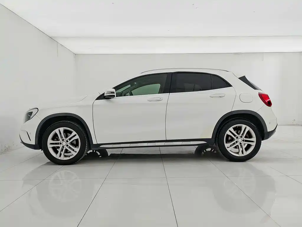 Mercedes-Benz GLA 2016 GLA 200
