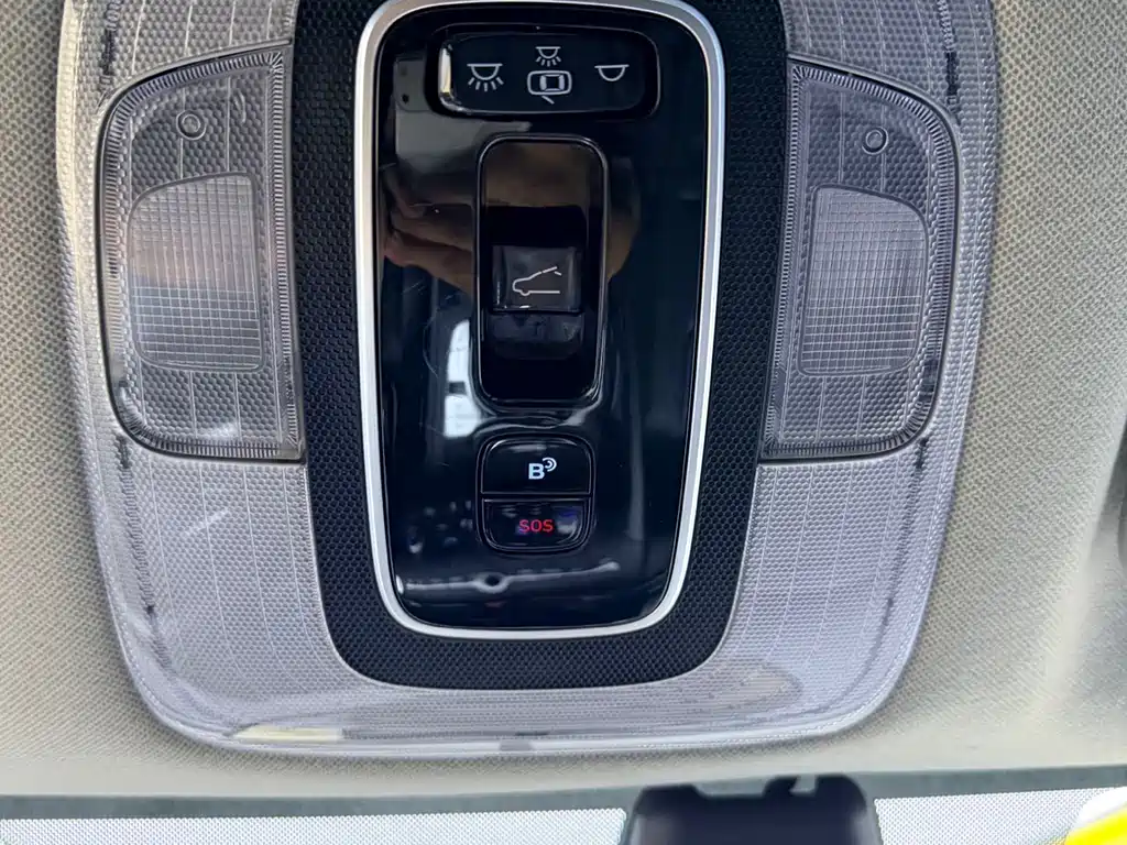 Hyundai Elantra — миниатюра 14