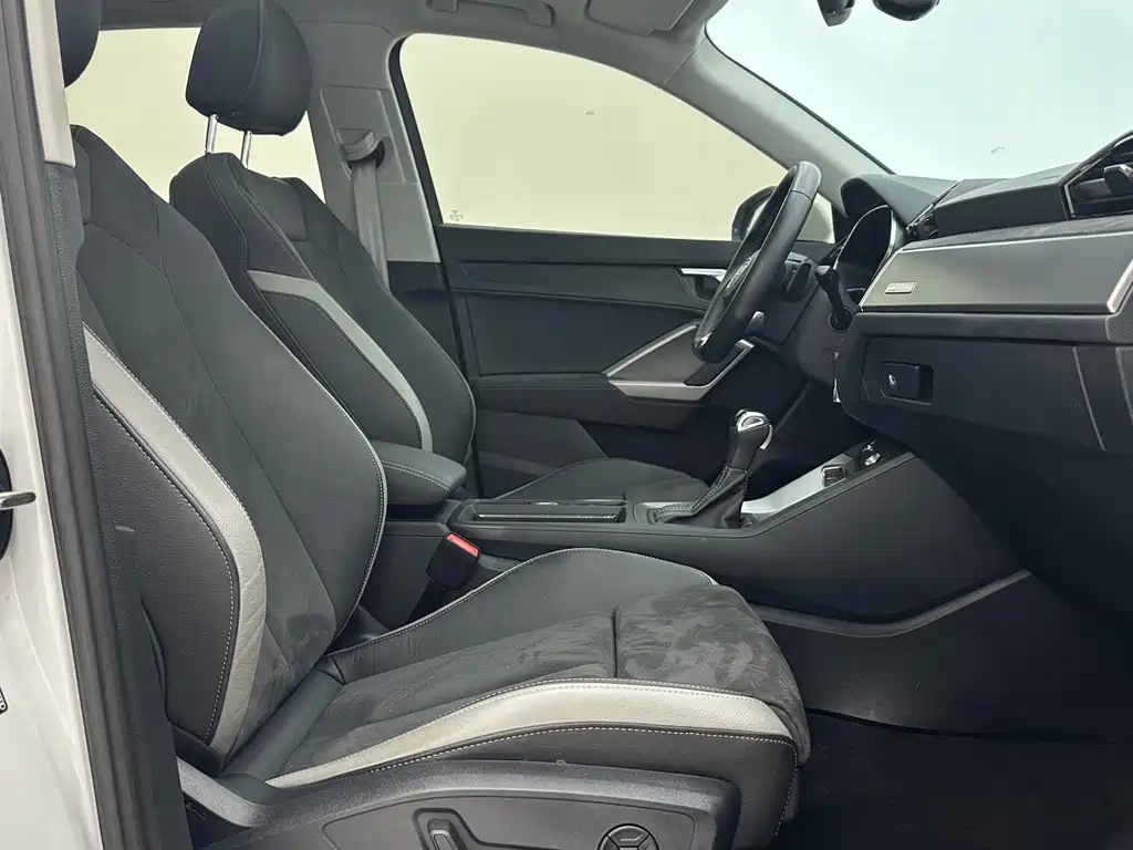 Audi Q3 — миниатюра 9