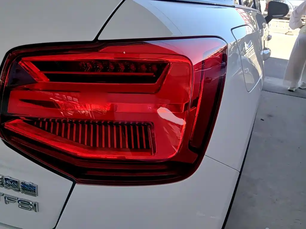 Audi Q2L — миниатюра 8
