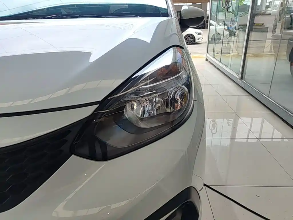 Honda Fit — миниатюра 24