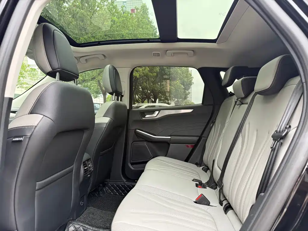 Ford Escape — миниатюра 8