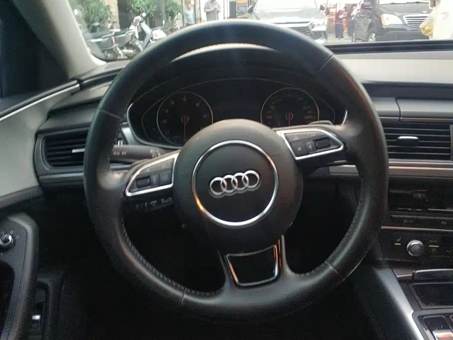 Audi A6L — миниатюра 15