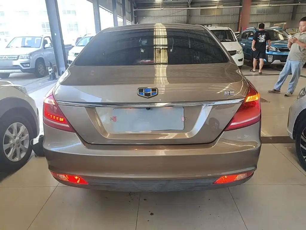 Geely Emgrand — миниатюра 6