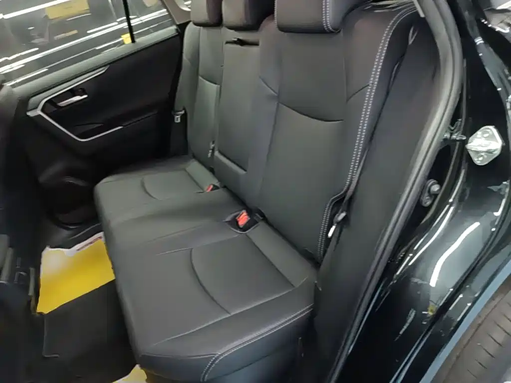 Toyota Wildlander — миниатюра 17