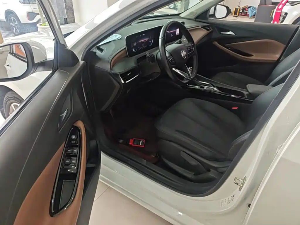 Buick Verano — миниатюра 16