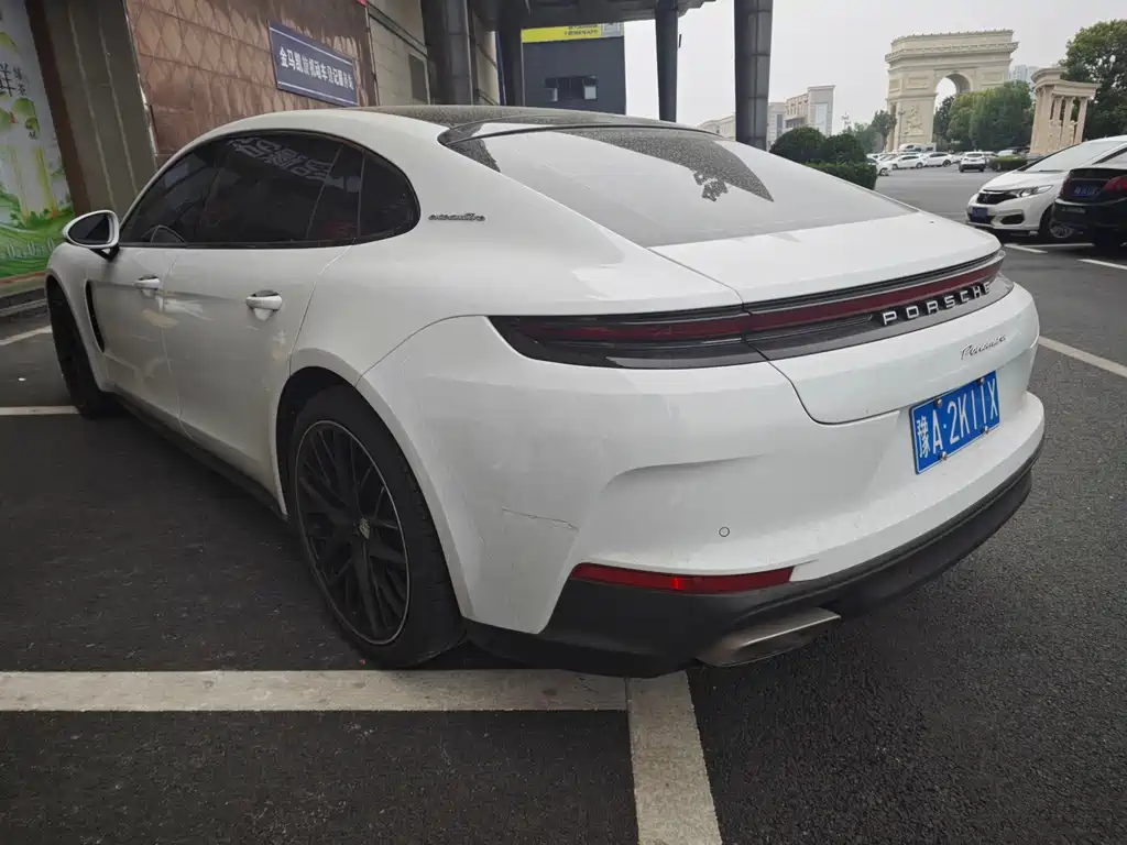 Porsche Panamera — миниатюра 4