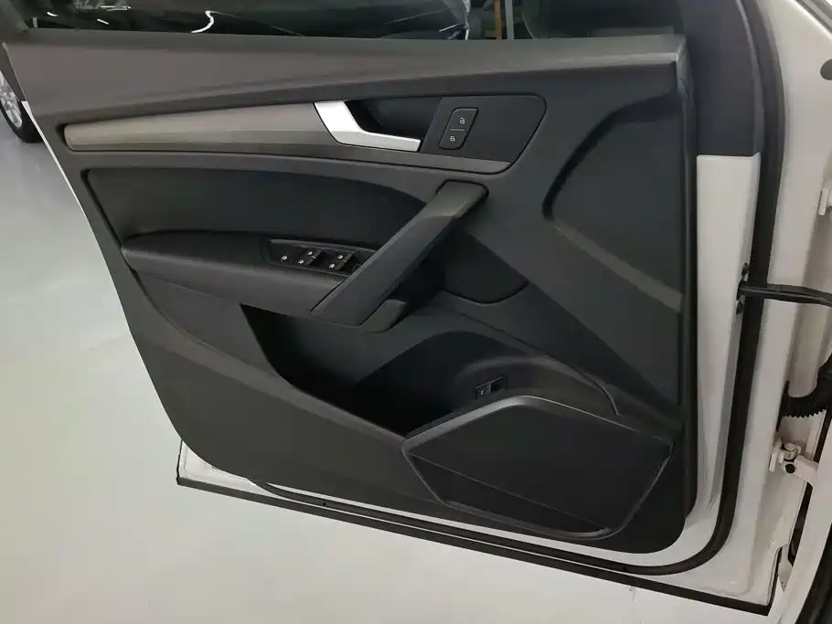 Audi Q5L — миниатюра 7