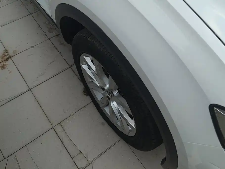 Volkswagen T-Roc — миниатюра 6