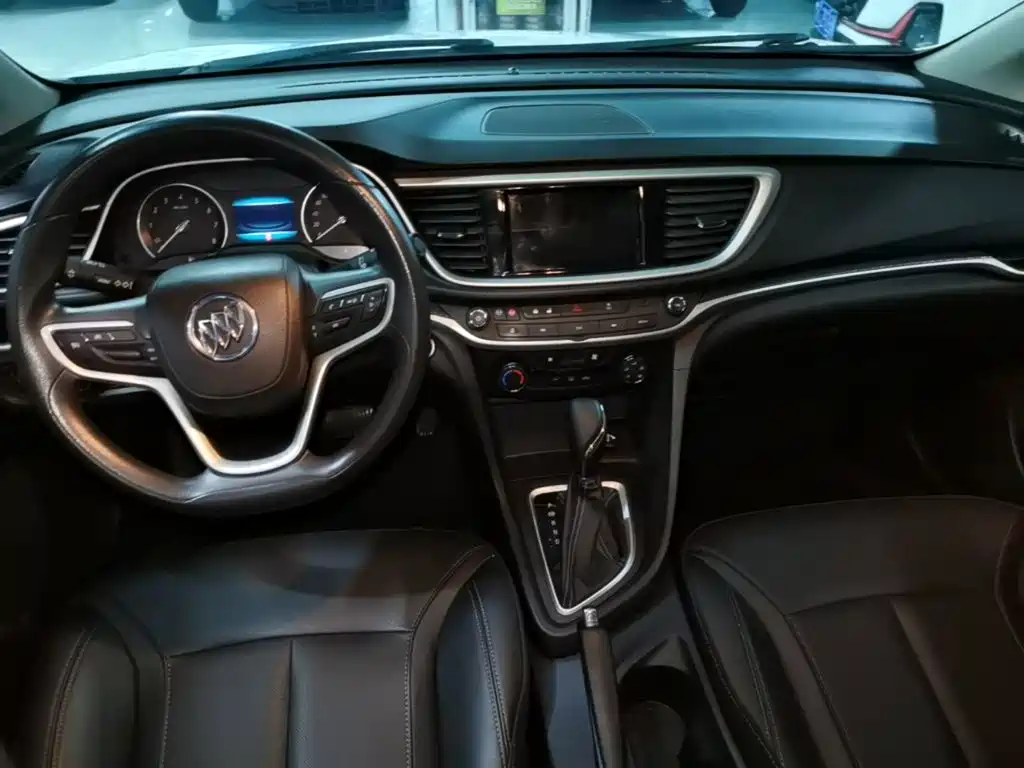 Buick Excelle — миниатюра 10