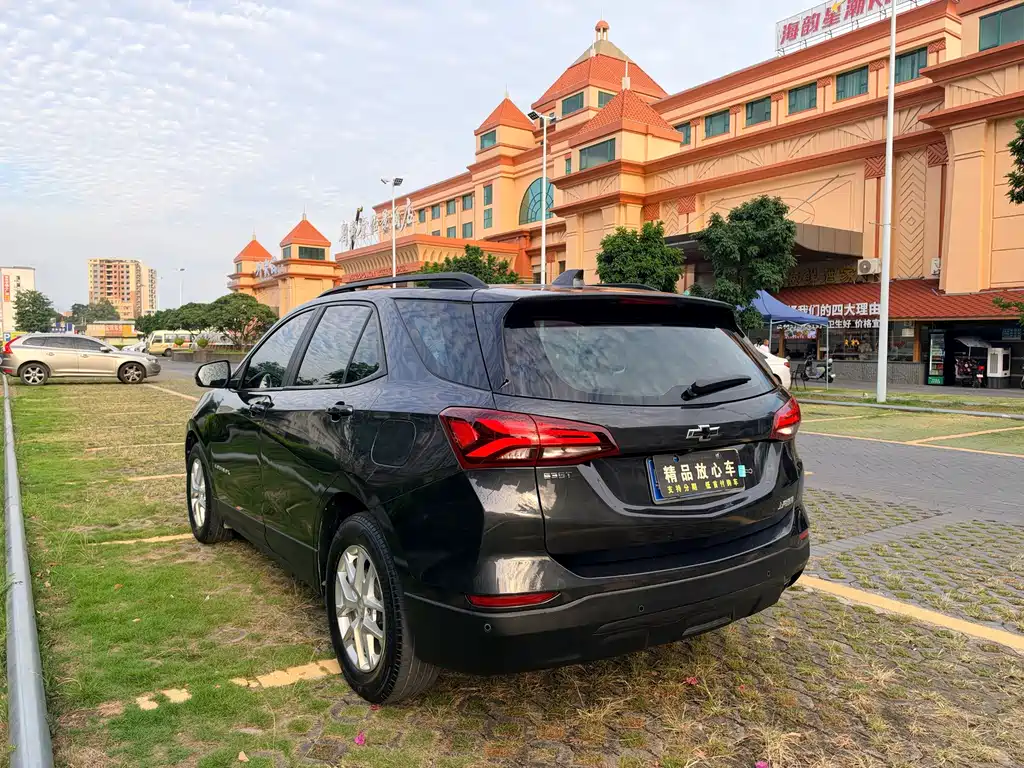 Chevrolet Equinox — миниатюра 4