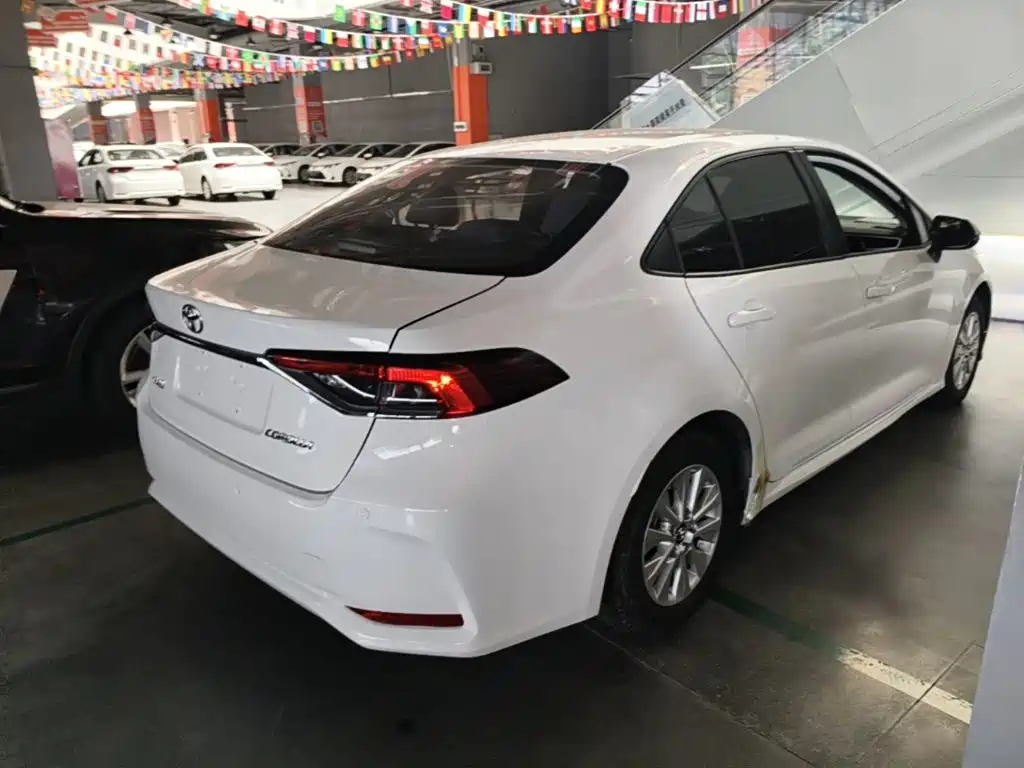 Toyota Corolla — миниатюра 7