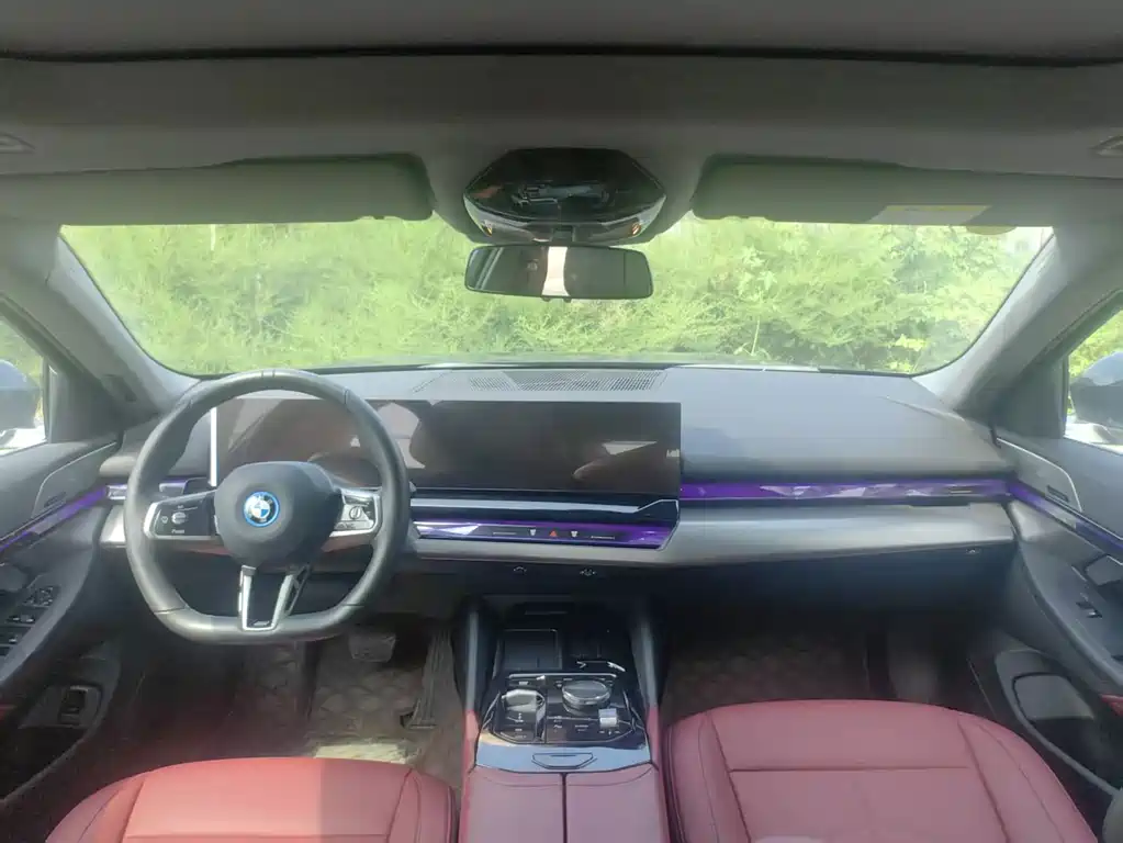 BMW i5 — миниатюра 6