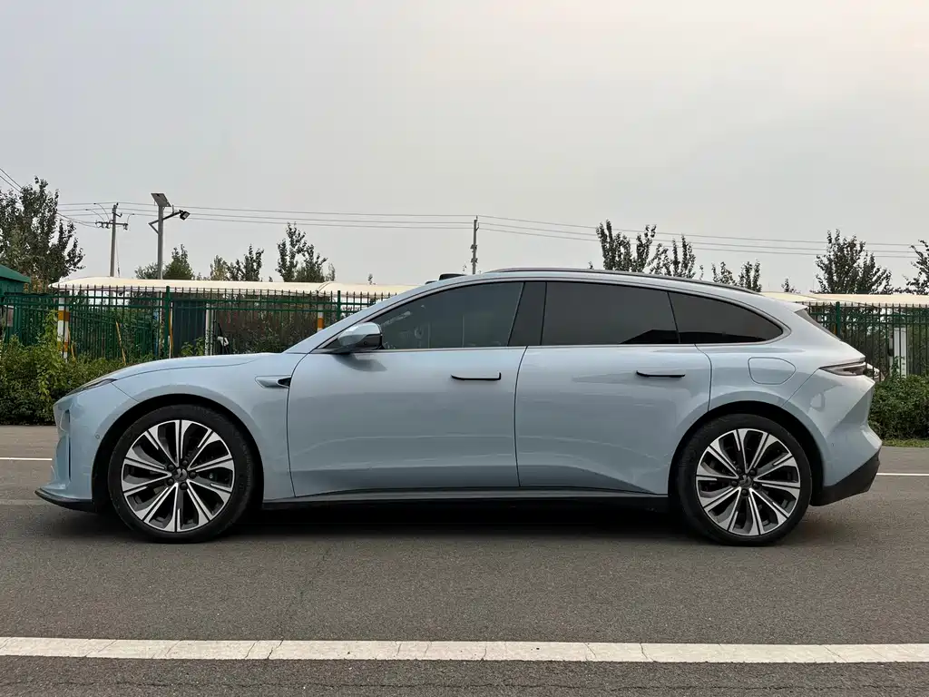 NIO ET5T — миниатюра 4