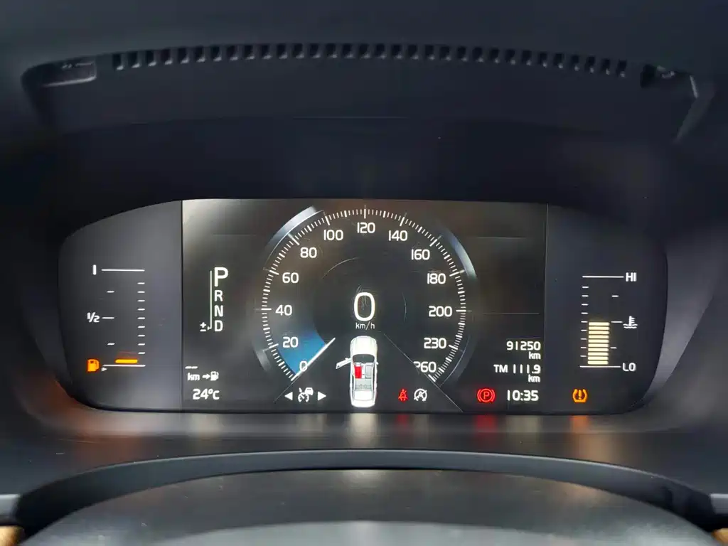 Volvo S90 — миниатюра 7