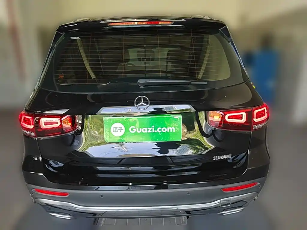 Mercedes-Benz GLB — миниатюра 8