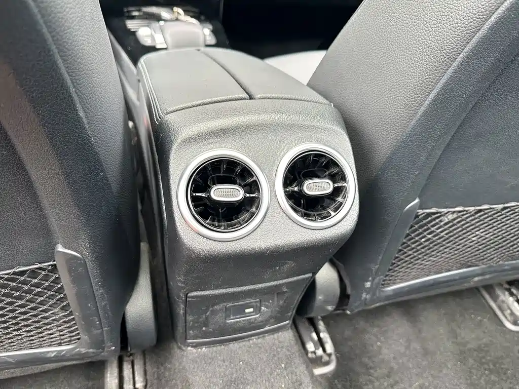Mercedes-Benz A-Class — миниатюра 18