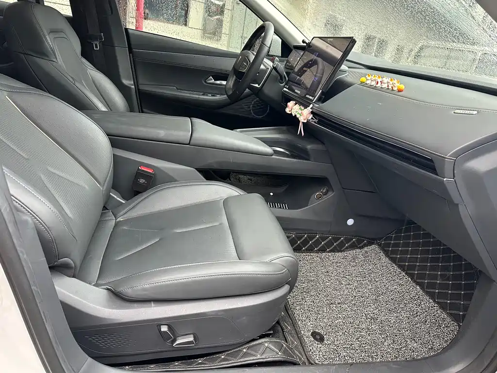 DARK BLUE CAR DARK BLUE SL03