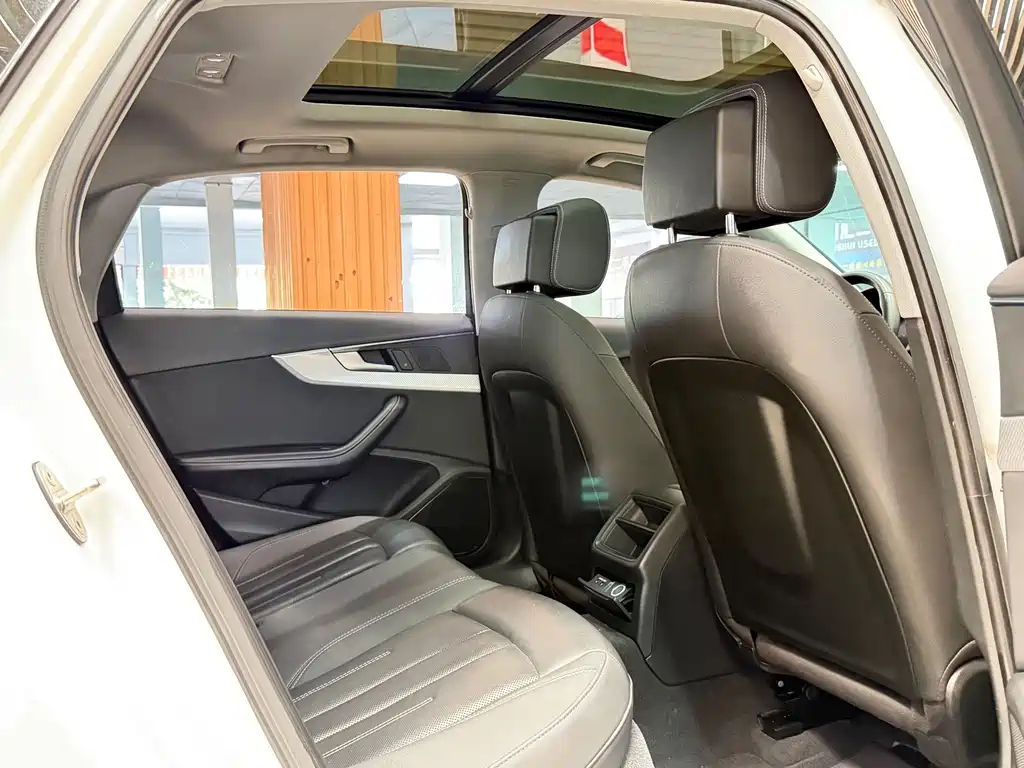 Audi A4L — миниатюра 10