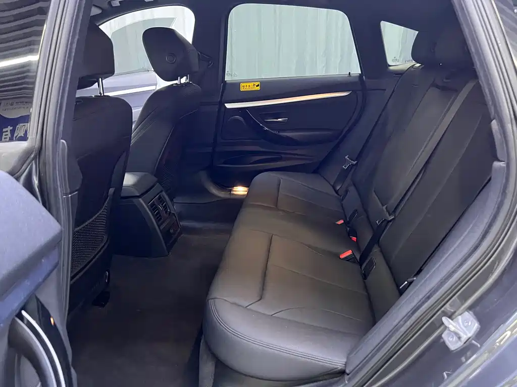 BMW 3 Series GT — миниатюра 17