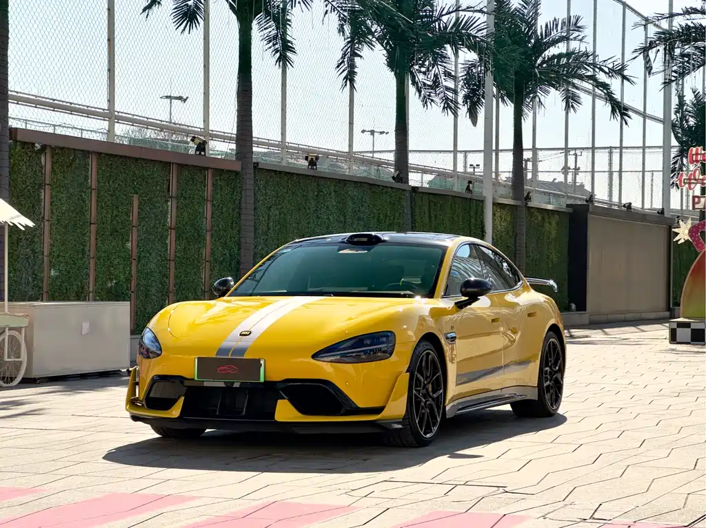 XIAOMI CAR XIAOMI SU7 ULTRA