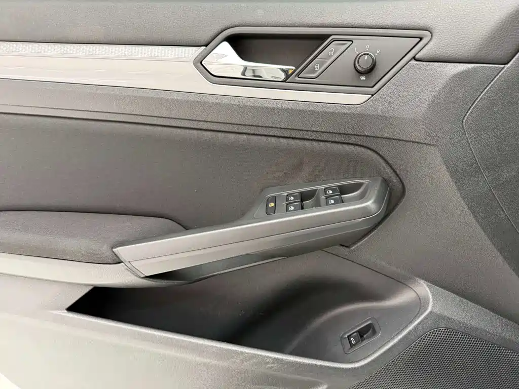 Volkswagen Lamando — миниатюра 14