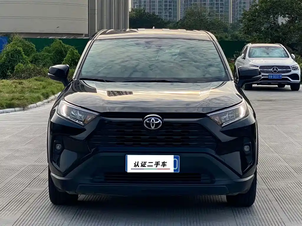 Toyota RAV4 — миниатюра 2