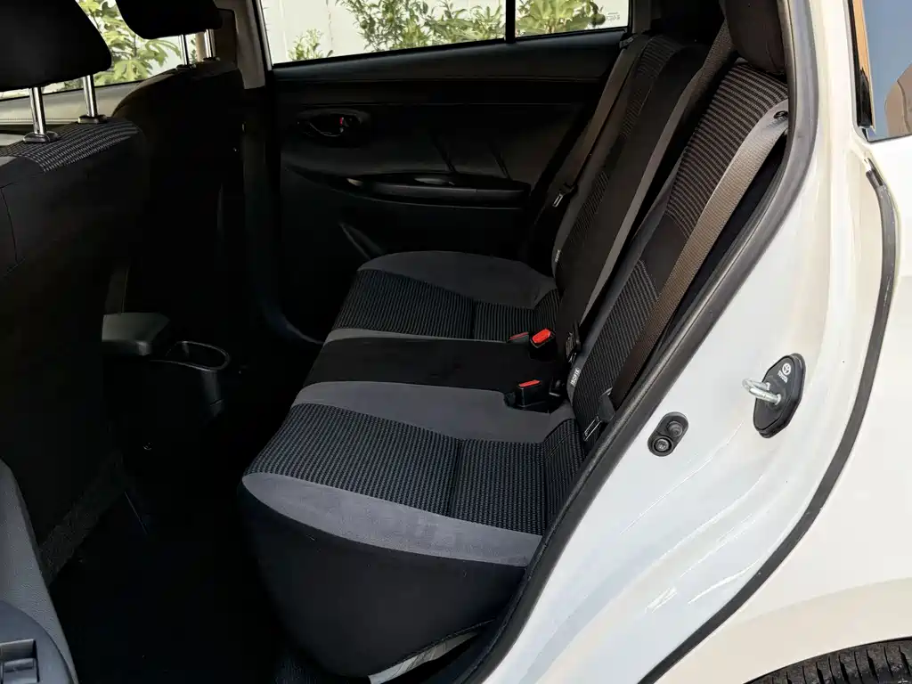 Toyota Vios FS — миниатюра 11
