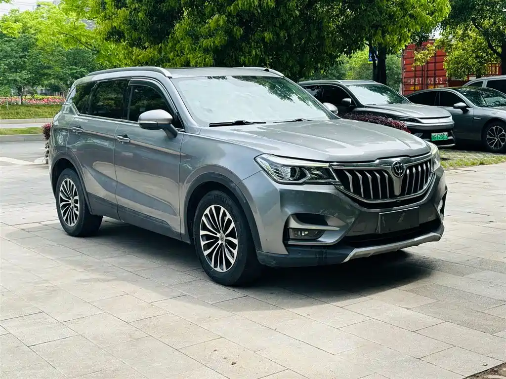 Zhonghua V6 — миниатюра 3