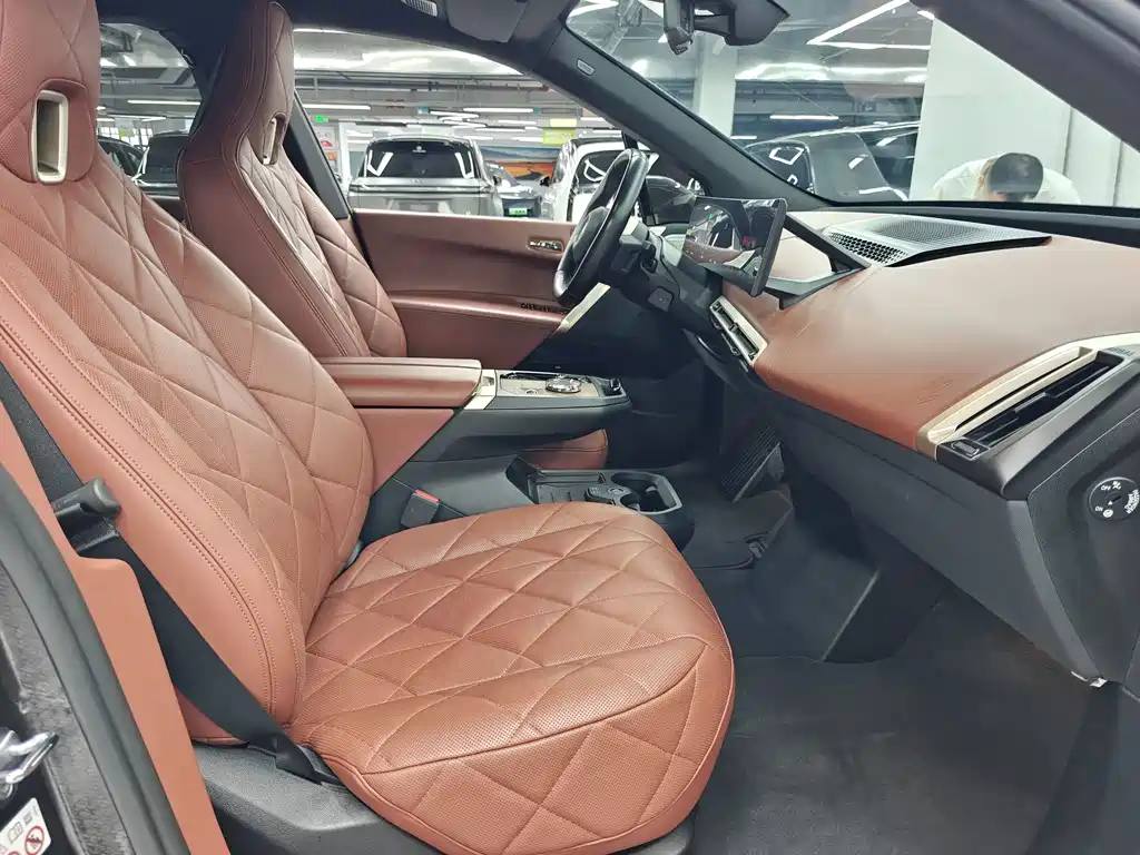 BMW iX M60 — миниатюра 14