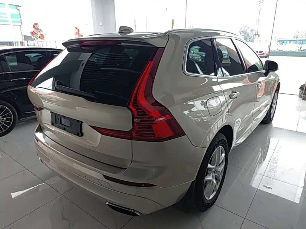 Volvo XC60 — миниатюра 7