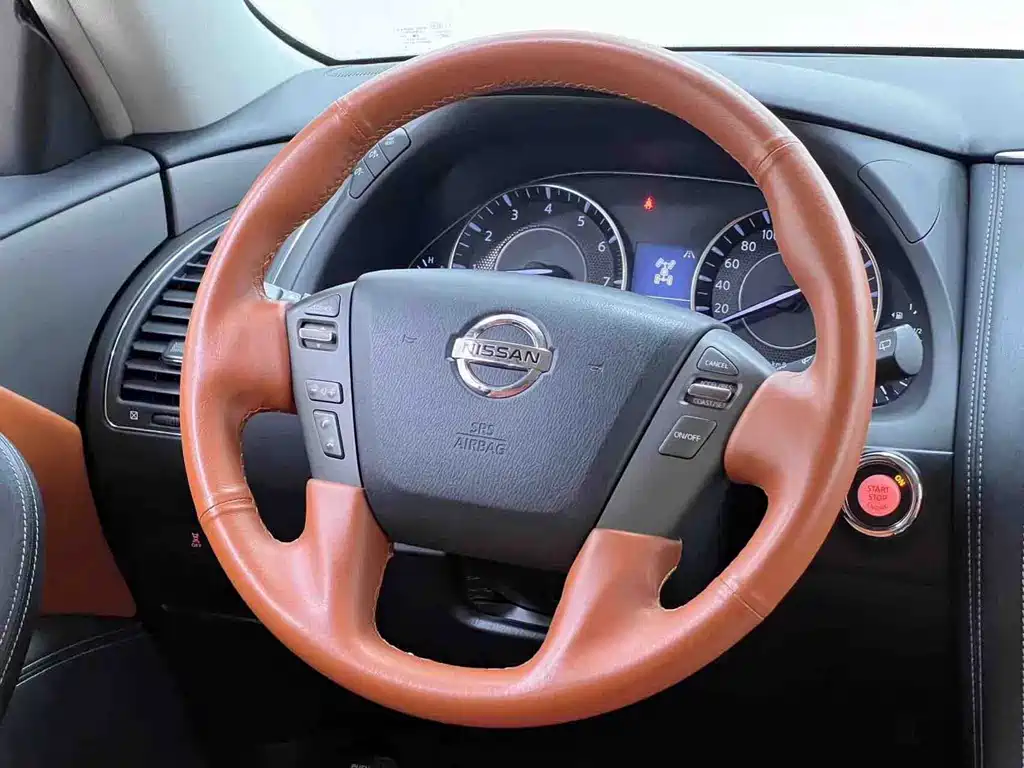 Nissan Patrol — миниатюра 21