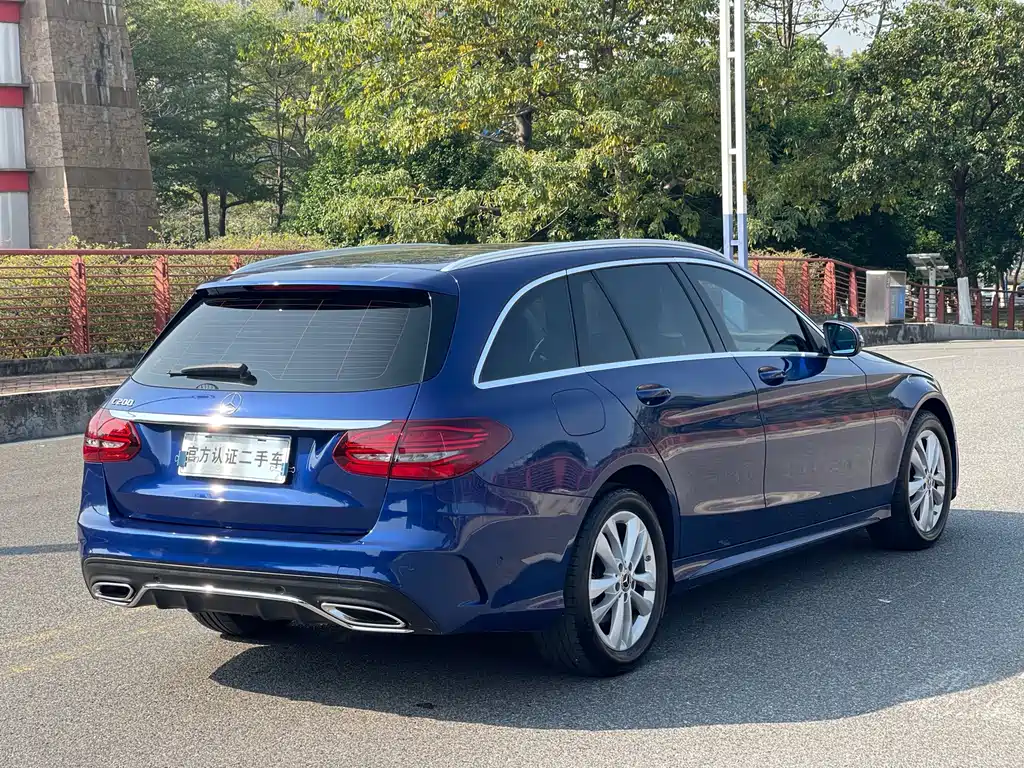 MERCEDES-BENZ C CLASS