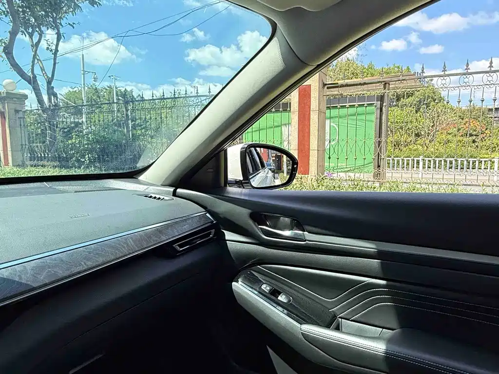 Nissan Teana — миниатюра 7