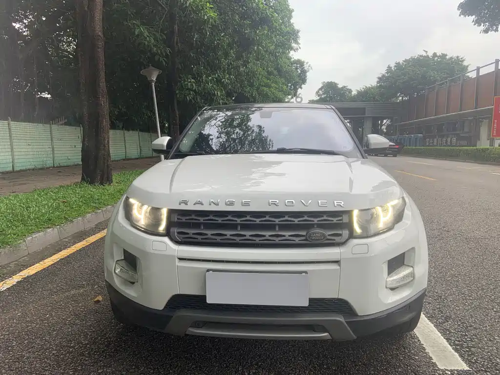 Land Rover Evoque — миниатюра 2