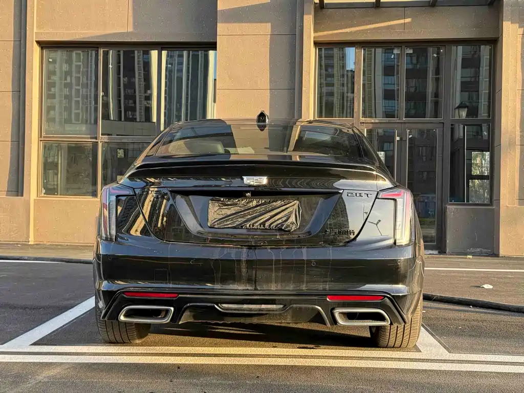 Cadillac CT5 — миниатюра 8