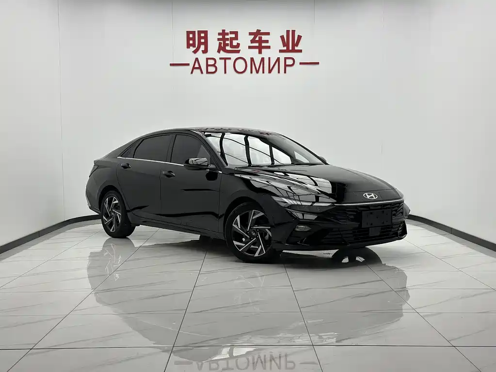 Hyundai Elantra — миниатюра 2