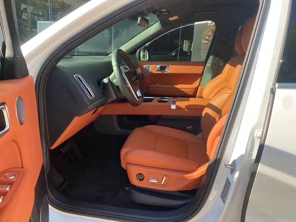 Li Auto Li L6 — миниатюра 4