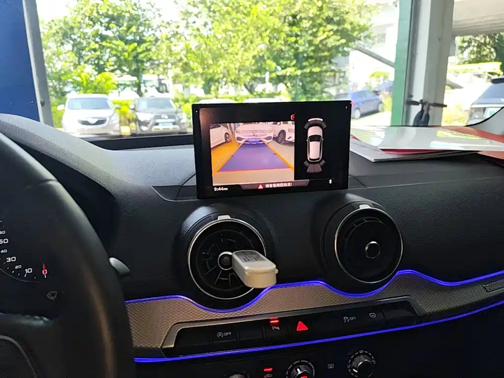 Audi Q2L — миниатюра 13