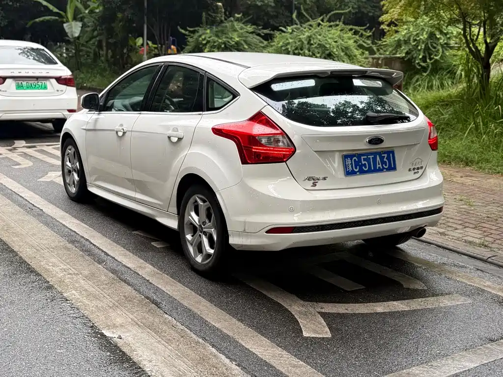 Ford Focus — миниатюра 9