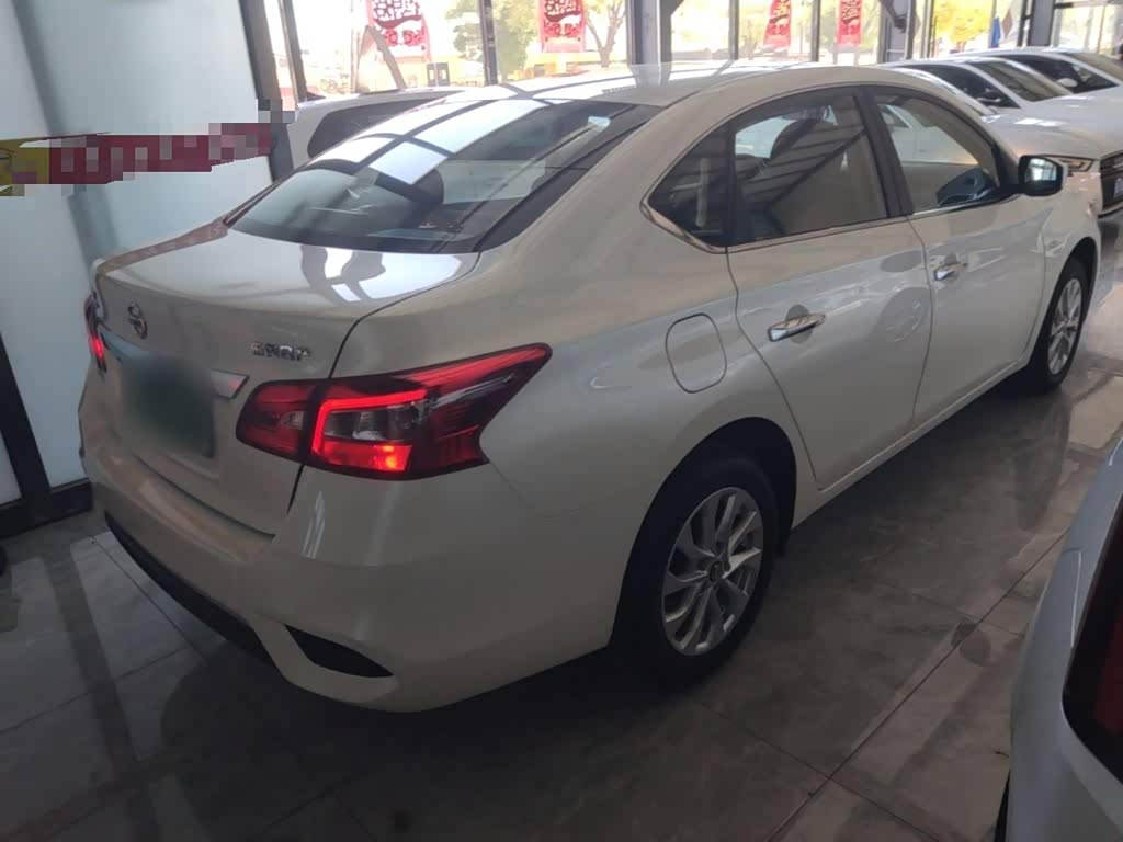 Nissan Sylphy 1.6 л 2022 г. Белый, пробег 16600 км